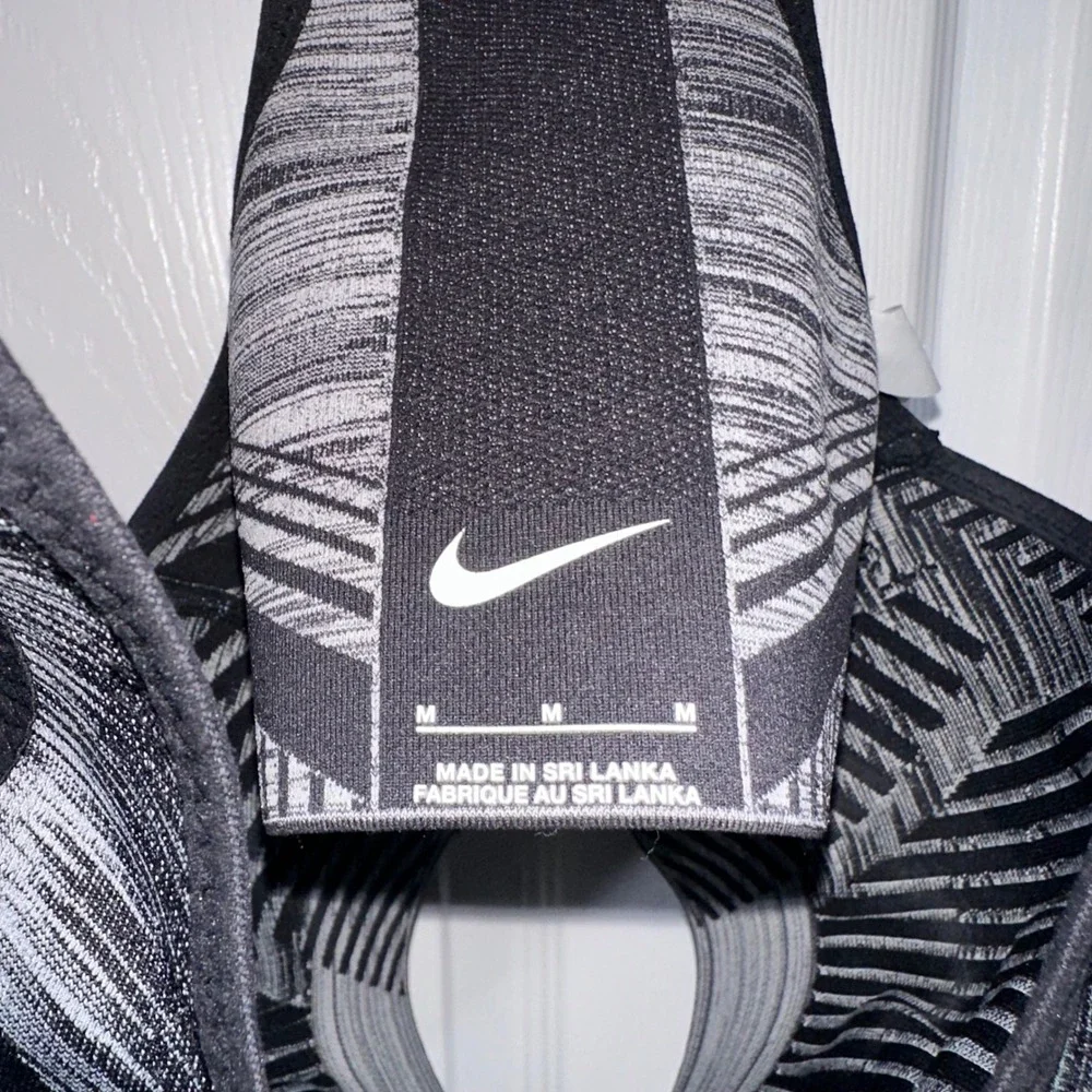 Nike Flynit grey sports bra
